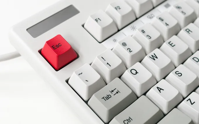 Čo s caps lockom?